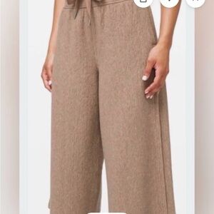 lululemon retreat yourself beige Lounge Pants